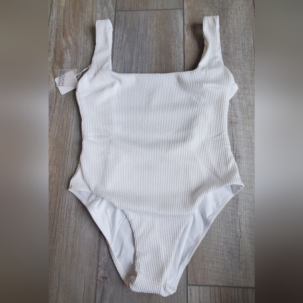 Monday one piece swimsuit - Picture 6 of 7